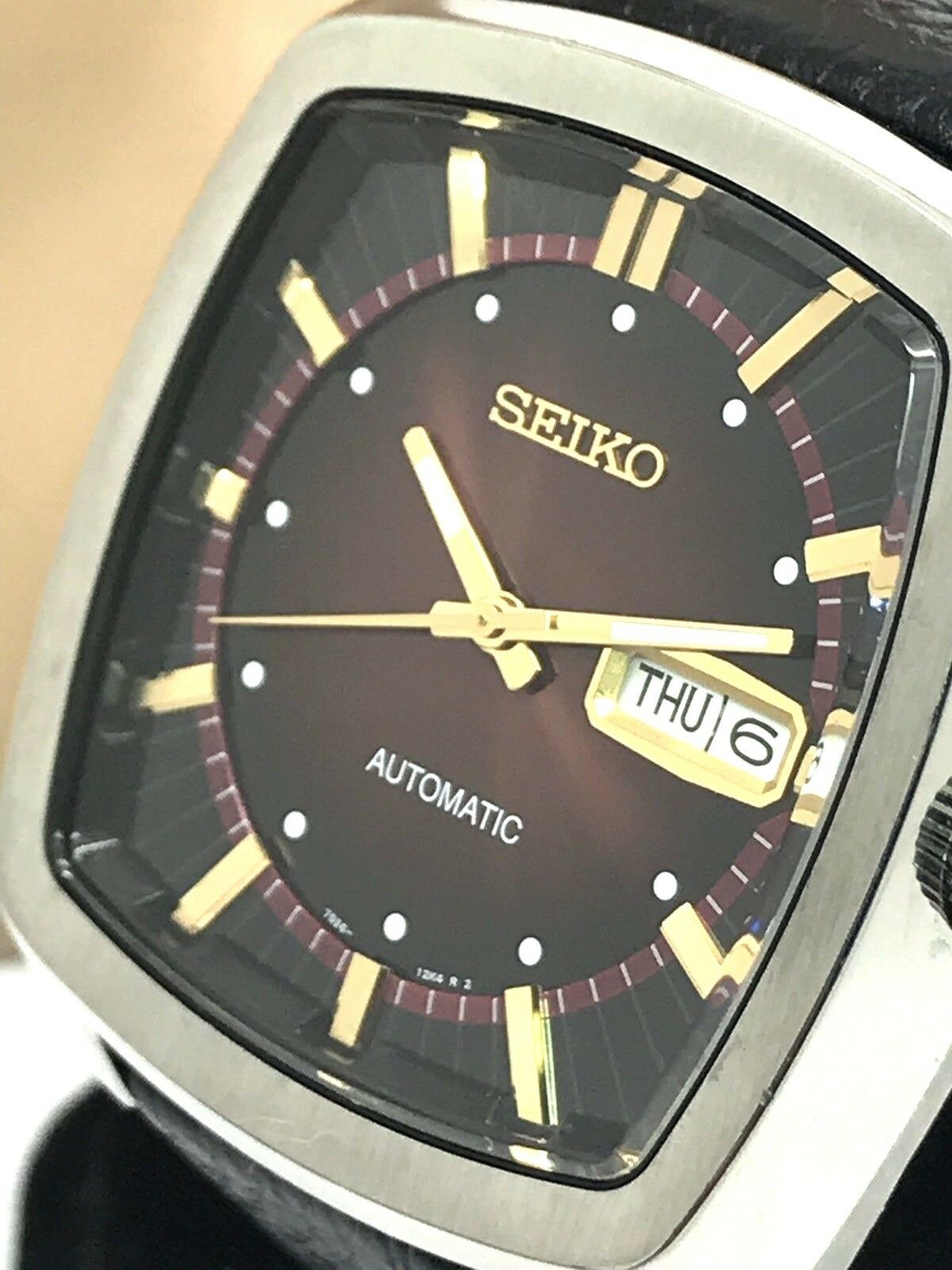 Seiko Recraft Automatic Red Dial Day Date Black Leather Band Mens Watch