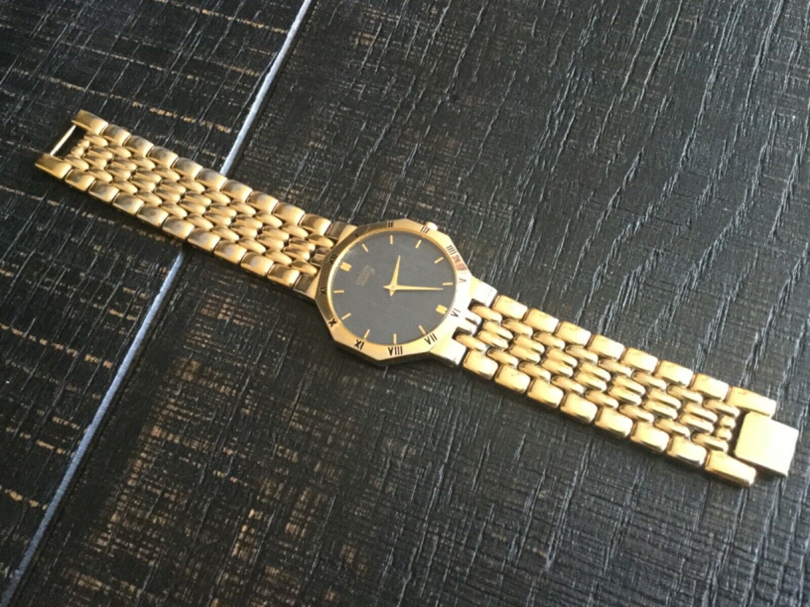 Vintage Citizen 6020-S50362 HSB Gold tone Mens Watch Quartz