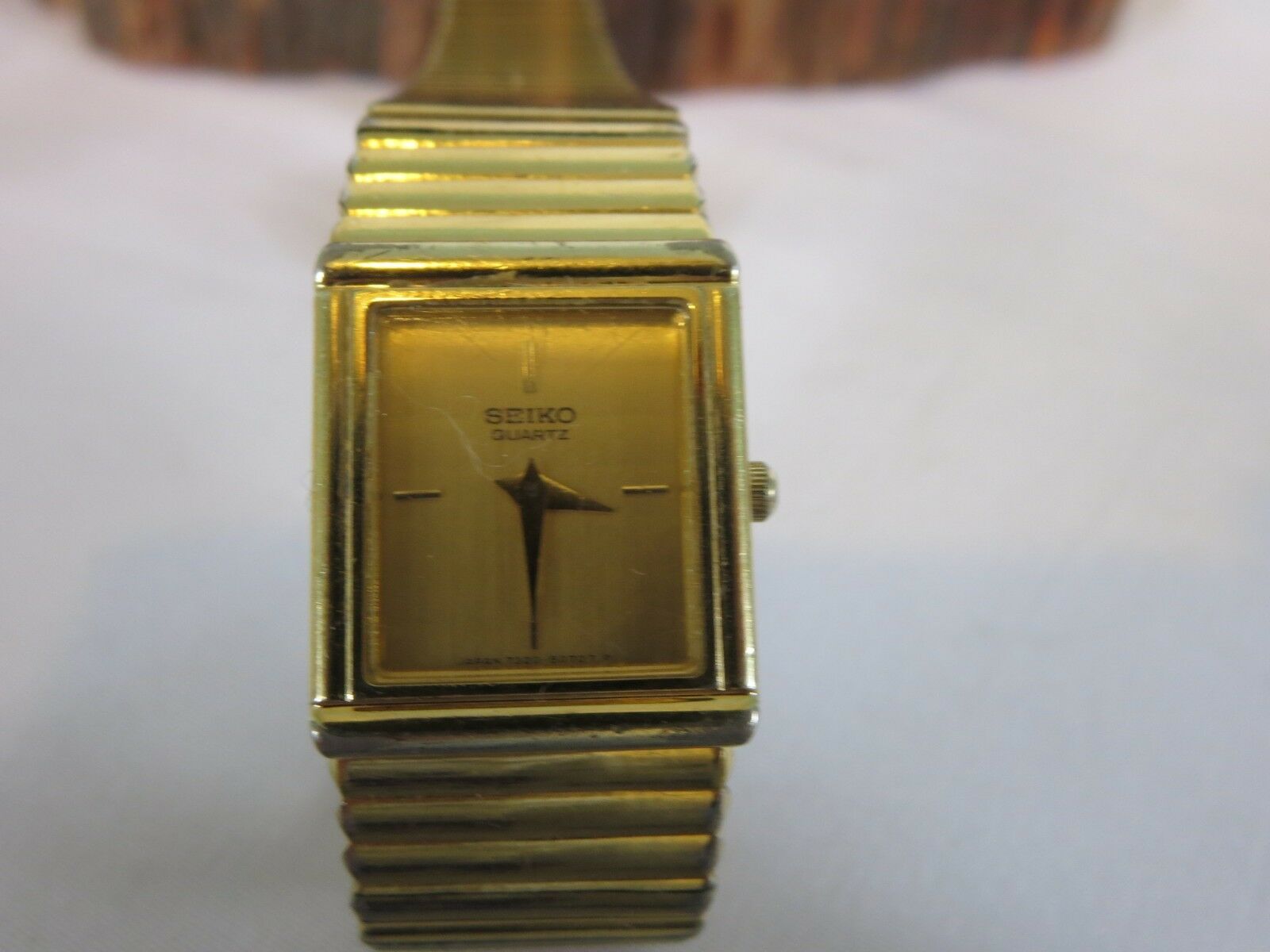 Vintage Gold SEIKO Square Face Thin Ladies Women Watch 7320-5049 |  WatchCharts