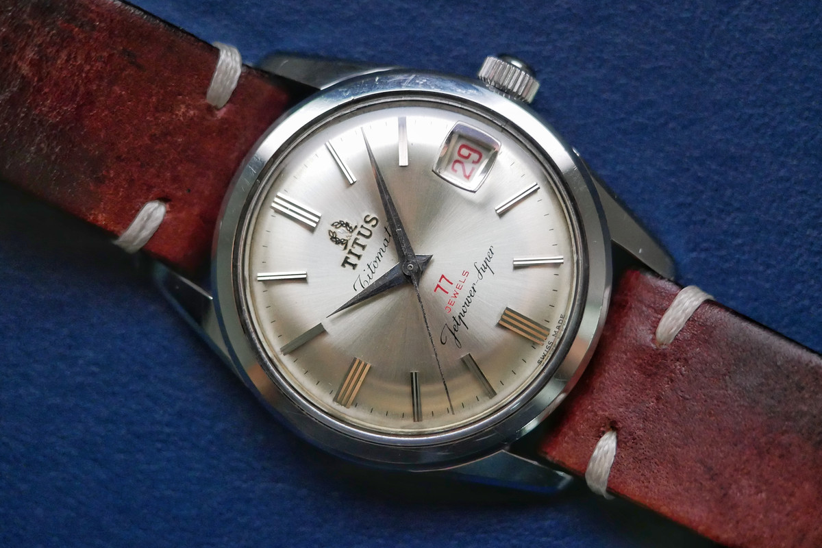 Boîtier Et Bezel Vintage Titus Calupsomatic Pour Mouvement Lemania 5100 - 37,5mm - Acier - Occasion