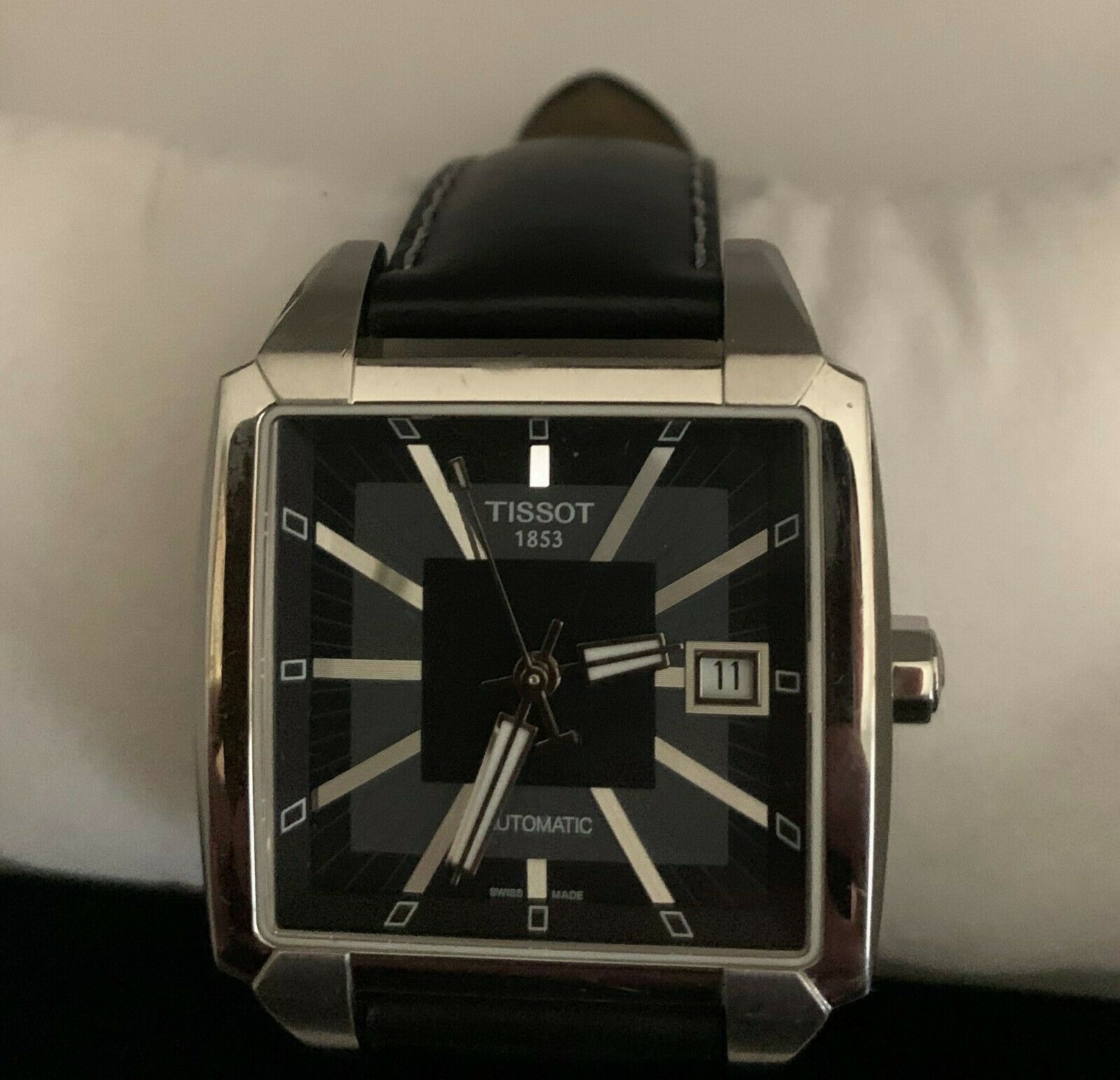 Tissot t005507a hotsell