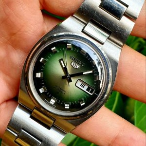 Seiko 5 Automatic 6119-7460 Green Dial Day Date Mens Sep 1974 Vtg Japan  Watch | WatchCharts