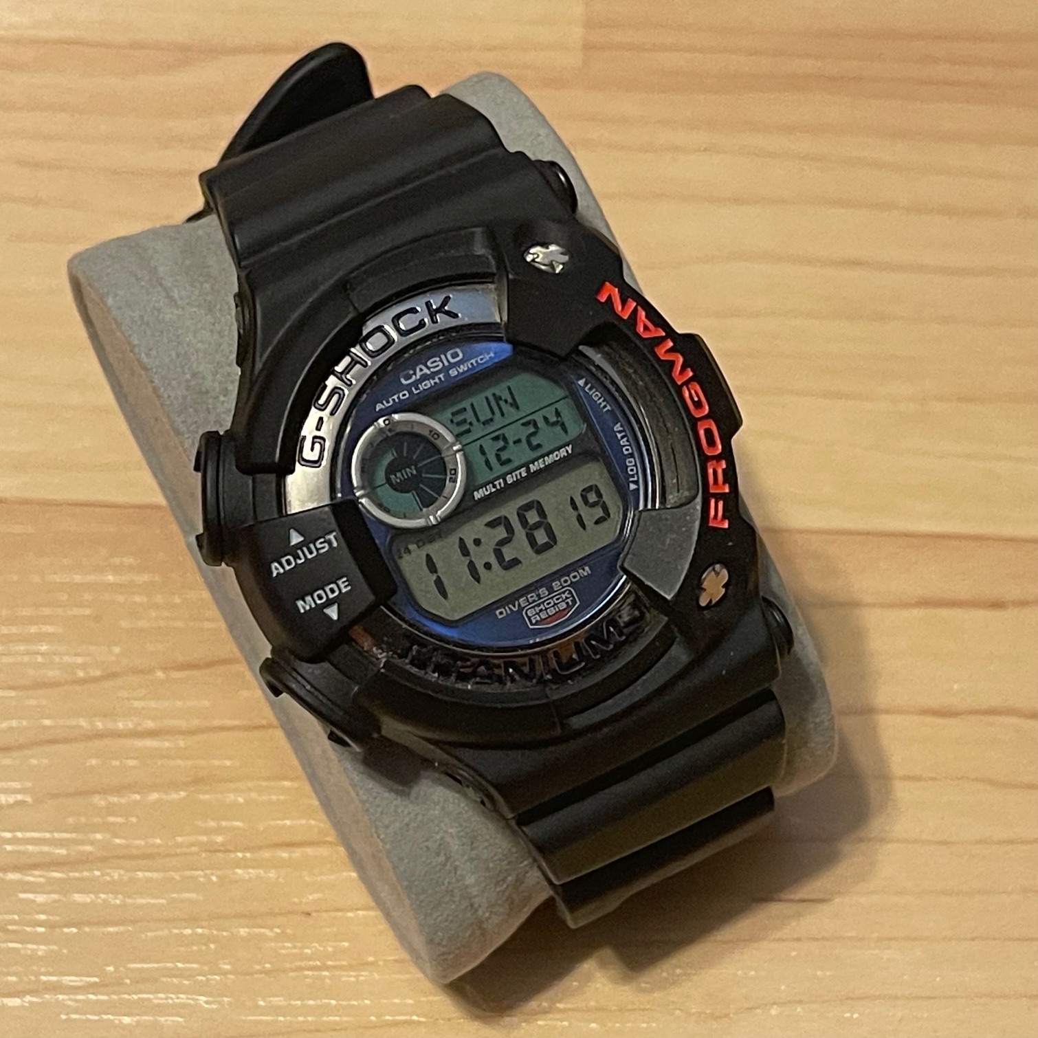 WTS] Casio G-Shock DW-9900-8 Titanium Vintage Frogman Black 9900