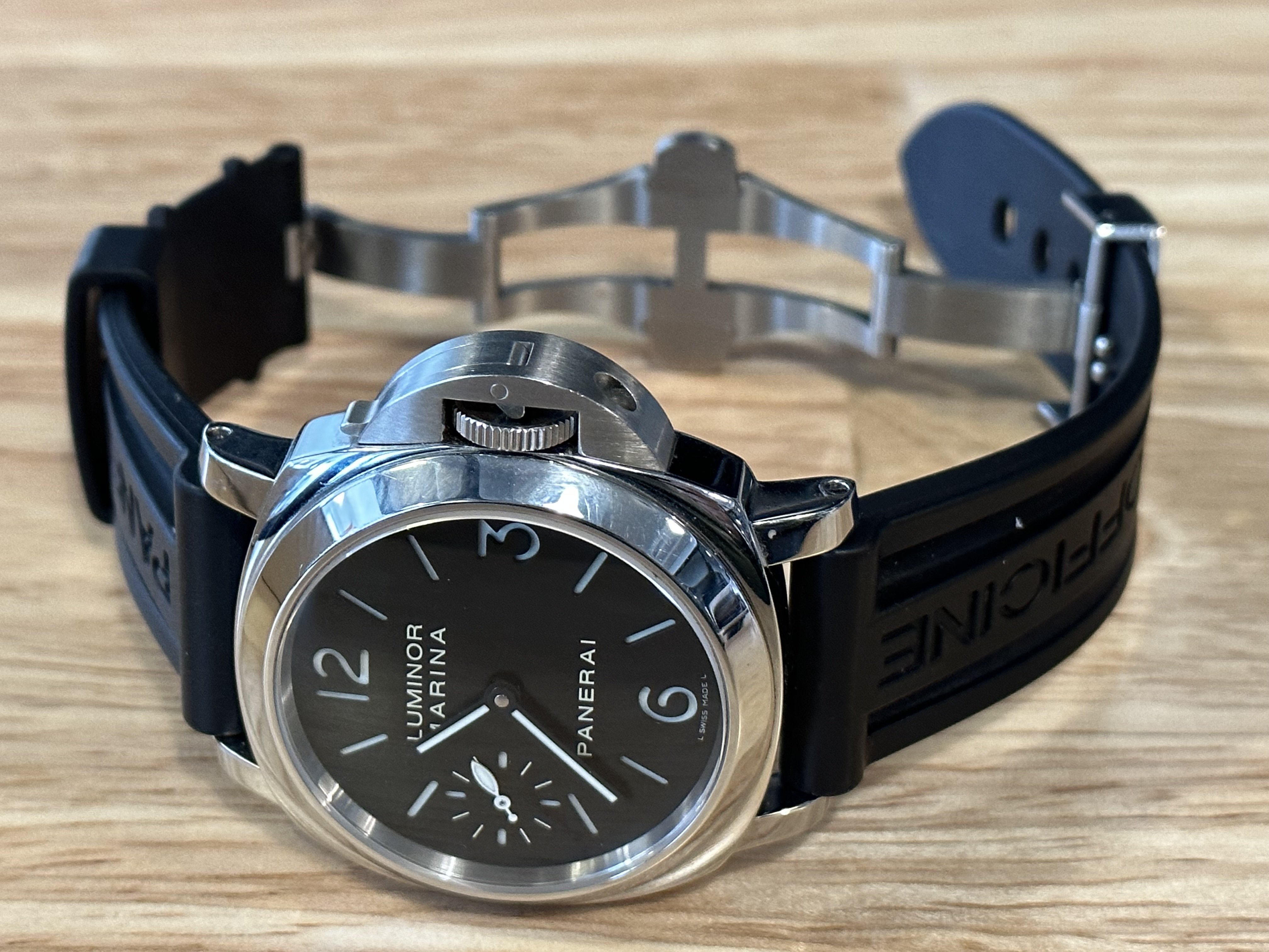 4 850 USD Panerai PAM 111 Excellent condition with assortment