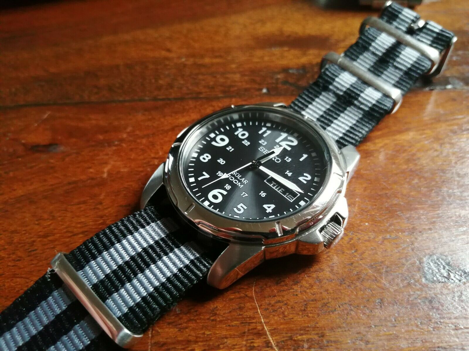 seiko men's sne095p2