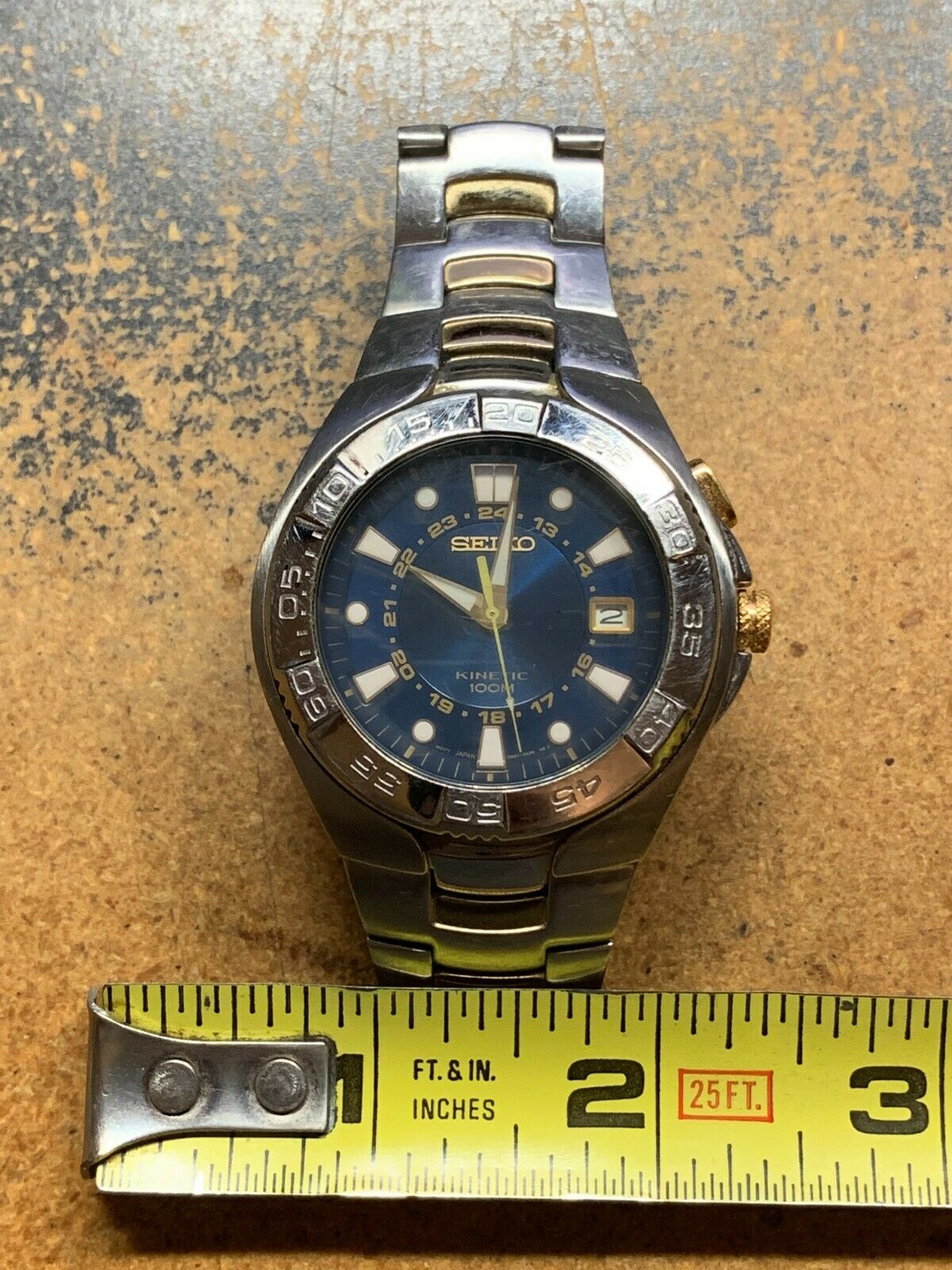 SEIKO KINETIC 100m 10 Bar Men s Diver WATCH Automatic 5M62 0AP0 BLUE Dial 5M62A WatchCharts Marketplace