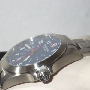 Victorinox Men's 241967 Swiss Army Heritage SS Blue Dial Watch