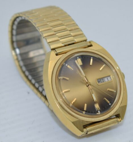 Vintage SEIKO AUTOMATIC Day & Date Gold-Tone W/R 7006-8139 17