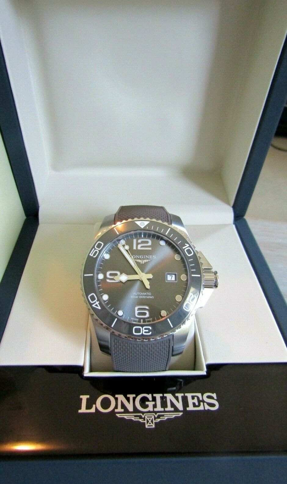 Brand New Authentic Longines Hydroconquest Watch L37824769 Grey Face and Rubber WatchCharts