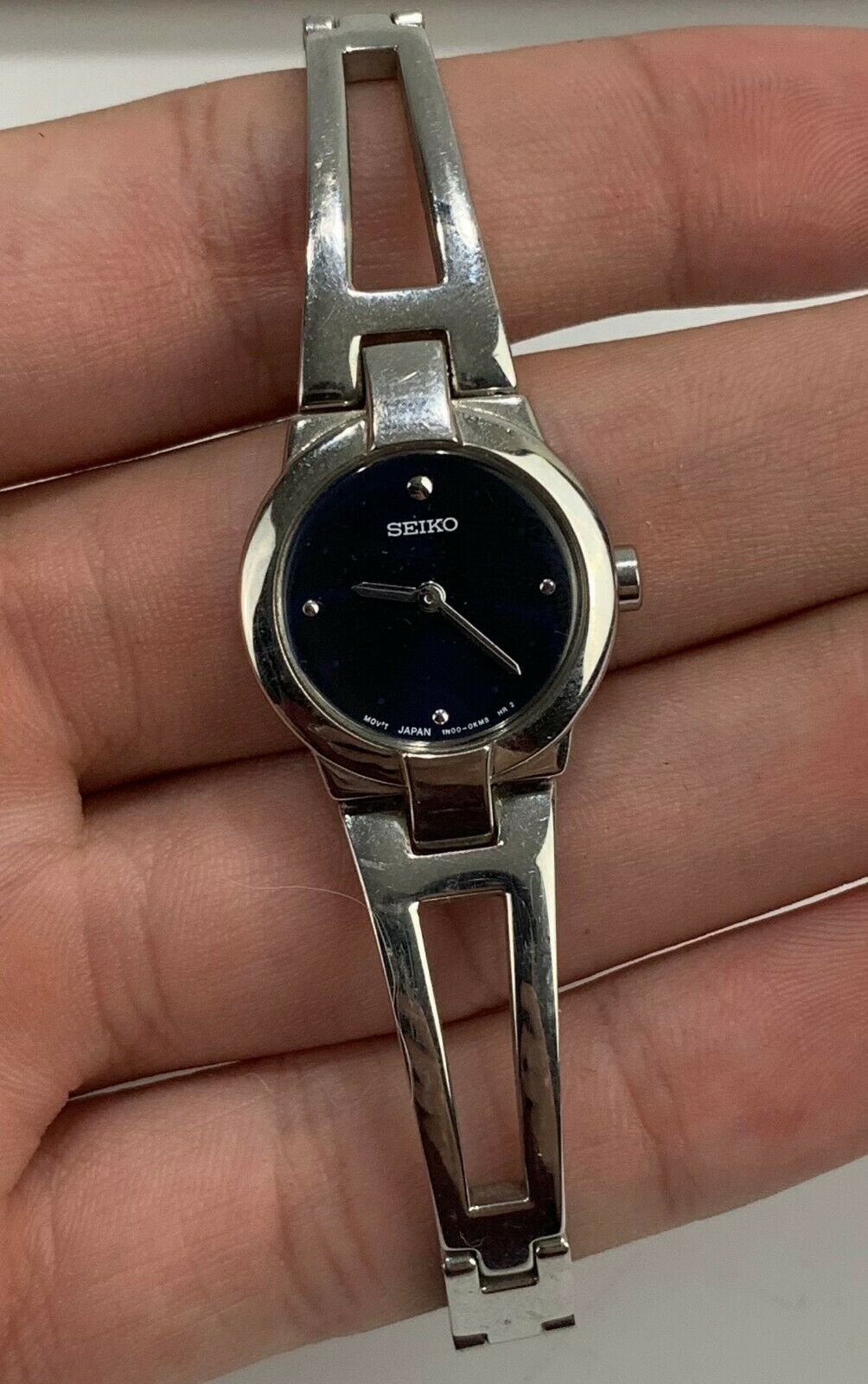 Ladies Women s Seiko Watch 1n00 0gm0 Steel Bracelet Blue