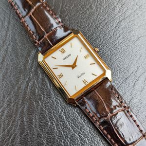 SEIKO DOLCE クォーツアイボリー 01039eb9-d9f4-4000-95bd-