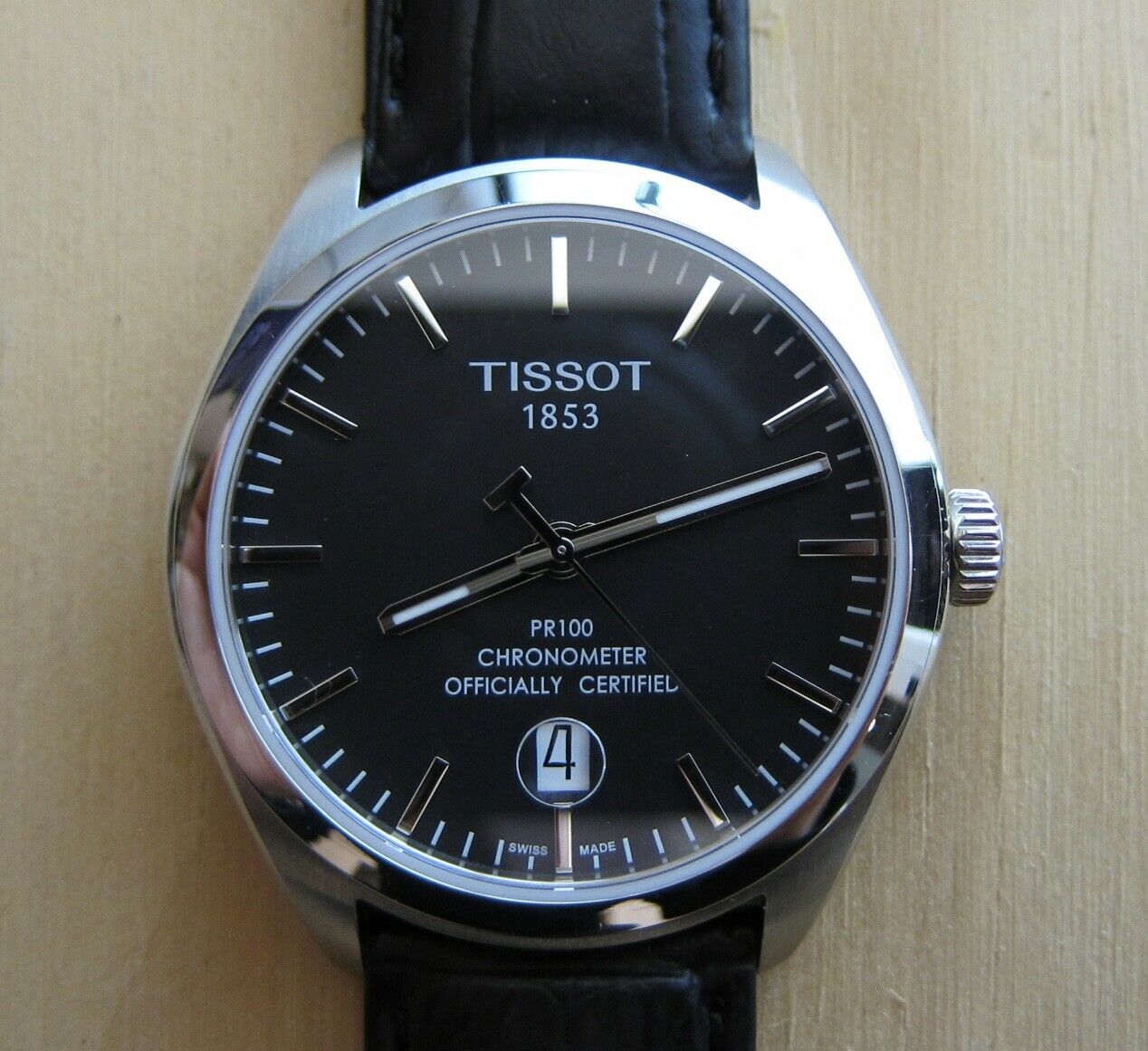 TISSOT PR 100 COSC 39mm Quartz watch 2 extra straps less than 2