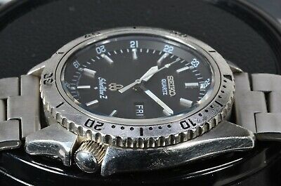 Seiko 7546-6050 Silverwave Quartz dive watch works well, looks