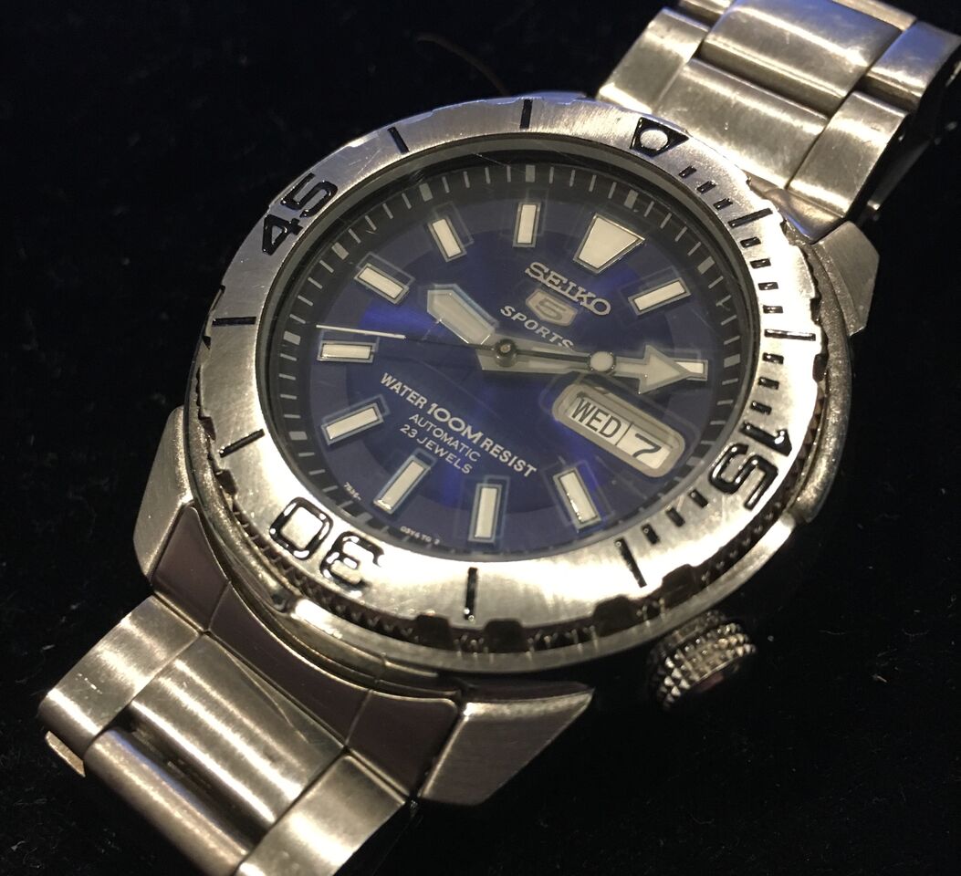 seiko 5 sports water 100m resist automatic 23 jewels price