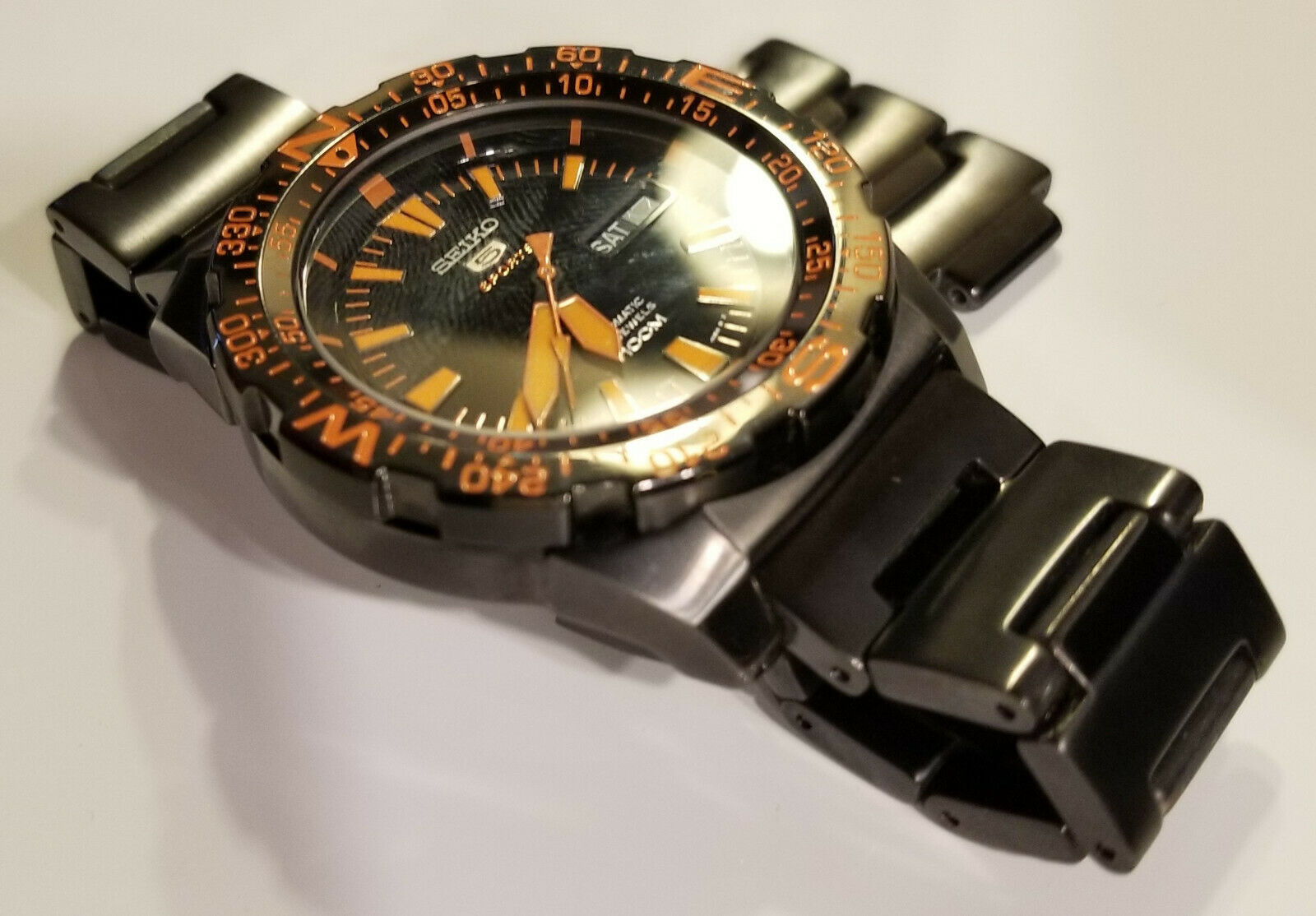Seiko 5 Sports 