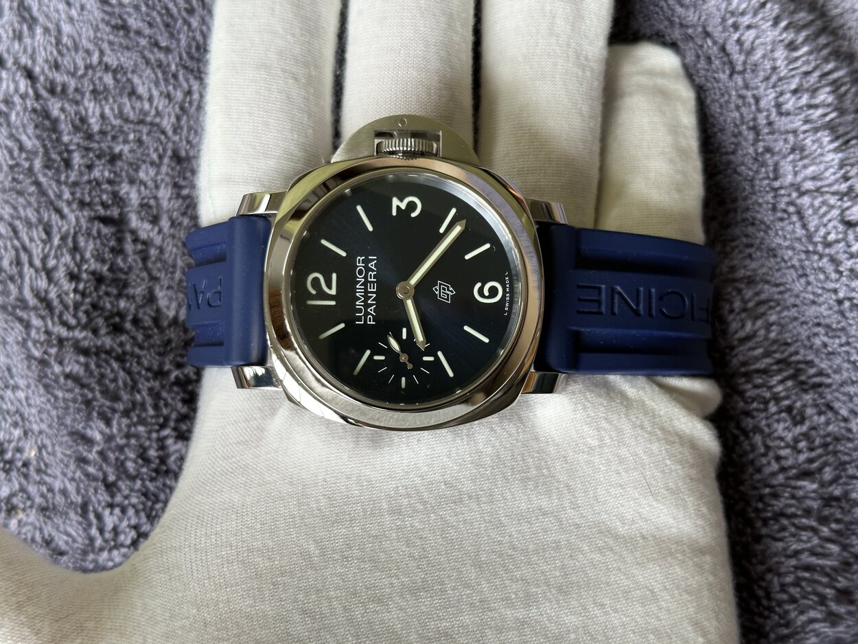 Panerai Luminor Blu Mare 1085 PAM1085 44mm WatchCharts Marketplace