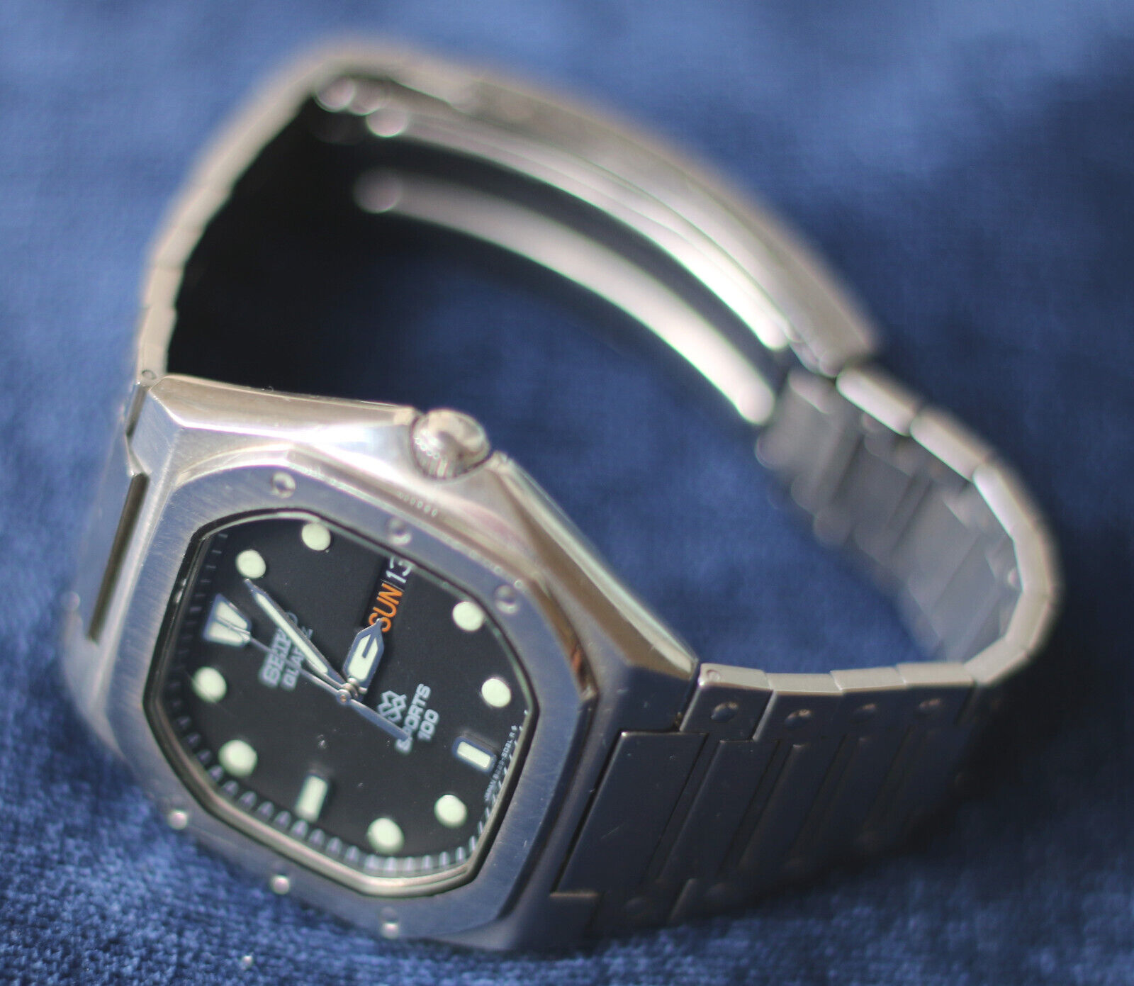 Seiko SQ Sports 100 Watch. 8229-5010. Vintage and Rare model