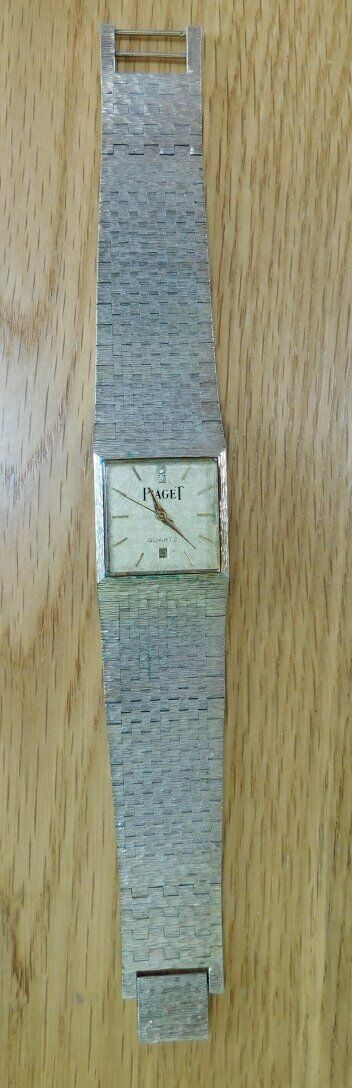 Vintage PIAGET Quartz 18K Gold Electroplated Swiss 566 Watch with