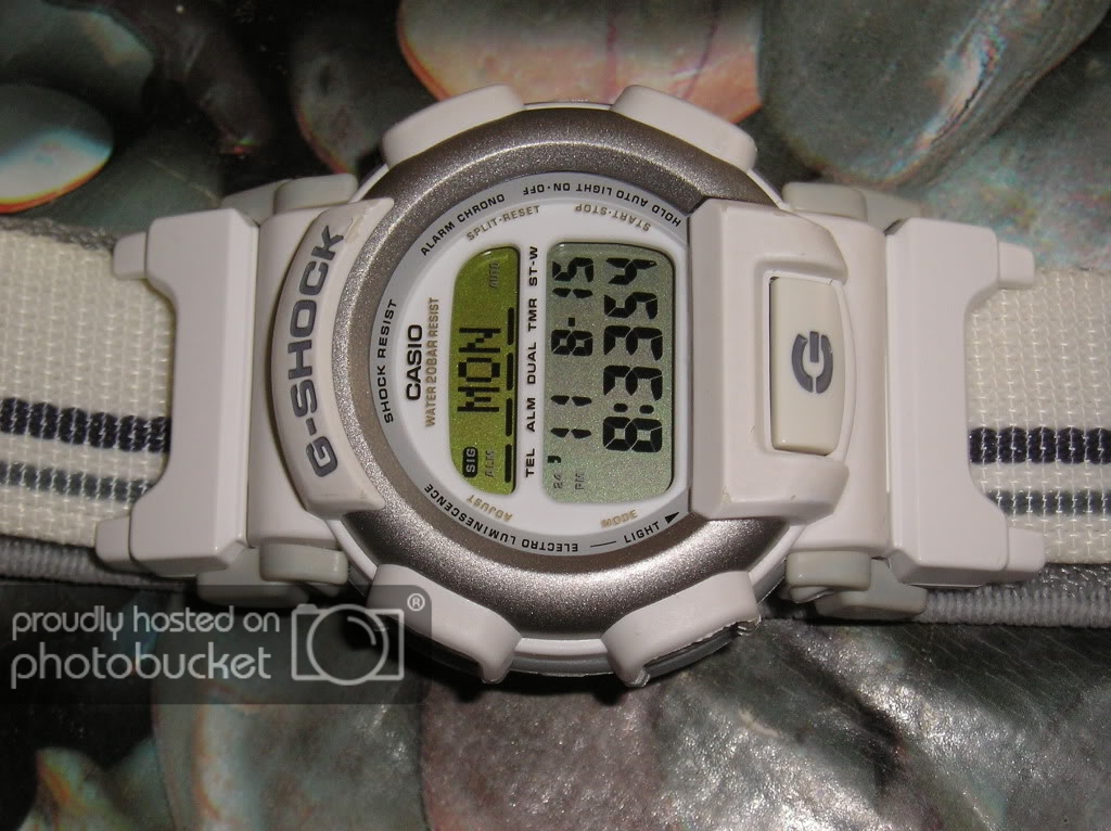 Fs: Casio g-shock dw-003c-7t tough label 1997 white & grey tomi-e