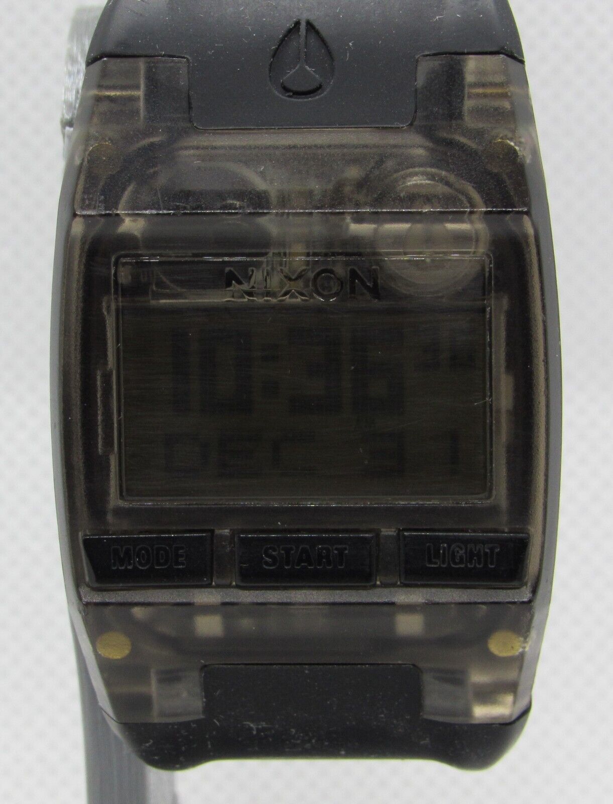 Nixon lay shop low watch