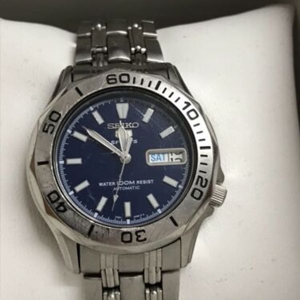 Seiko 5 Sports Automatic Divers' Watch 7S26 01g0 boxed with spare links |  WatchCharts