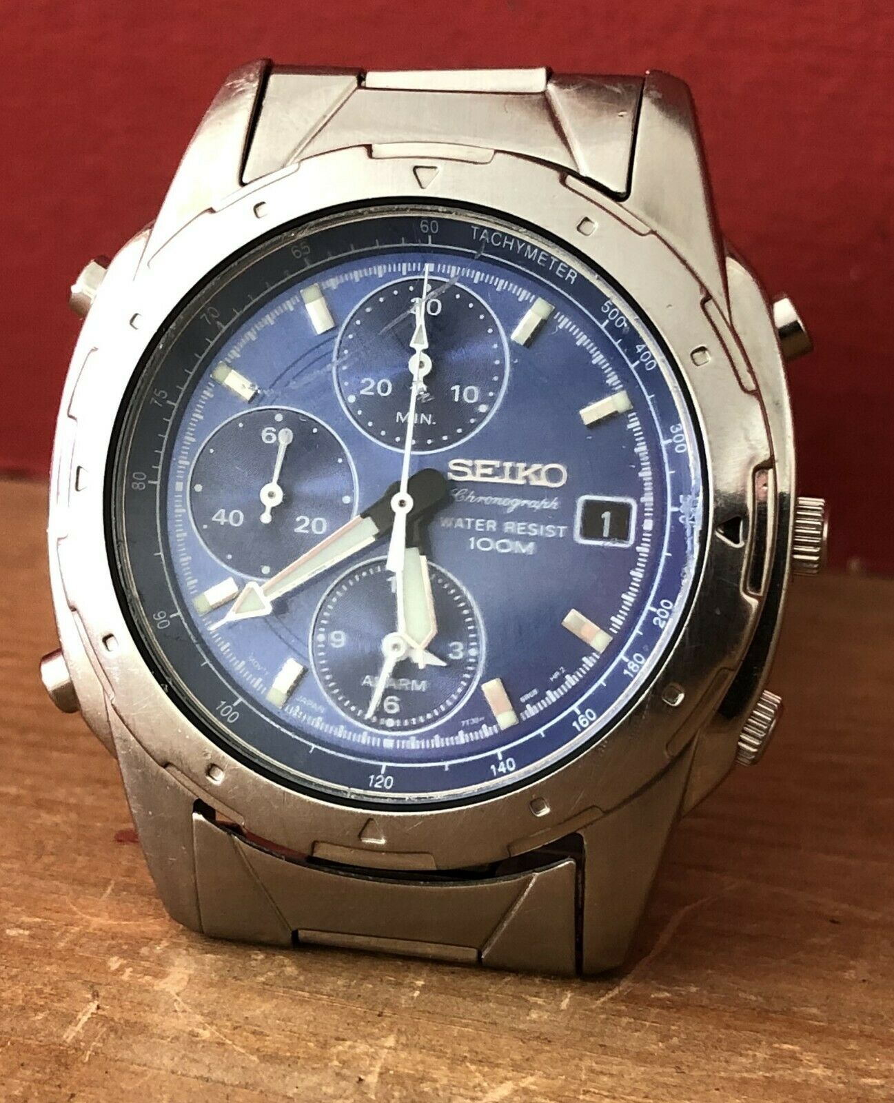 Seiko chronograph water resist on sale 100m