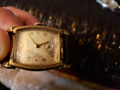bulova l2 wrist watch
