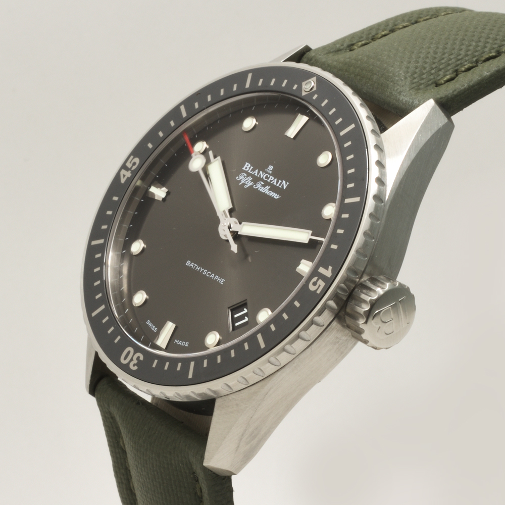 Blancpain Fifty Fathoms Bathyscaphe 5000 1110 K52A Automatic SS