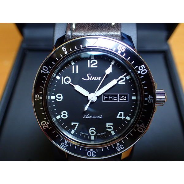 Sinn Watch SINN 104.ST.SA.A Grace Hall products are authorized ...