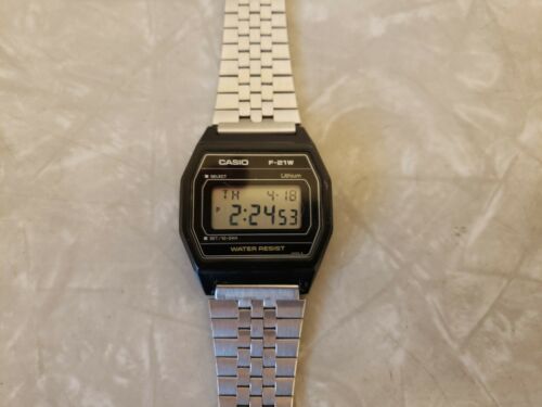 80s CASIO　F-21W CASIO　Module400　ビンテージ Rare 1984 Casio F-21W Module 400, Water Resist, Digital Men's