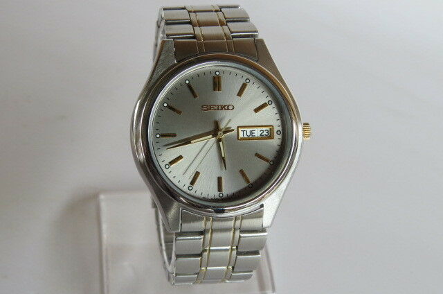 Vintage Japan SEIKO 5 Automatic Wrist watch for Men Good Finish