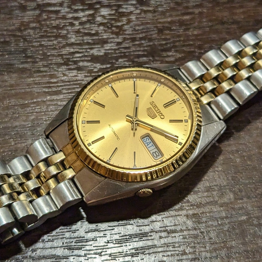 Seiko hotsell snxj92 datejust