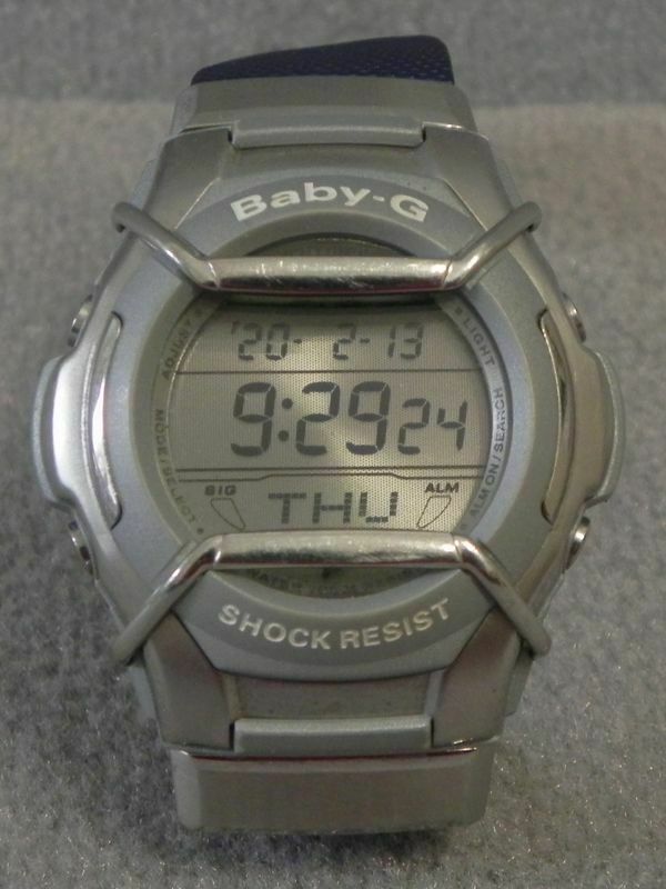 Alte CASIO Baby-G Uhr 2488 MSG-133 mit defektem Original-Armband