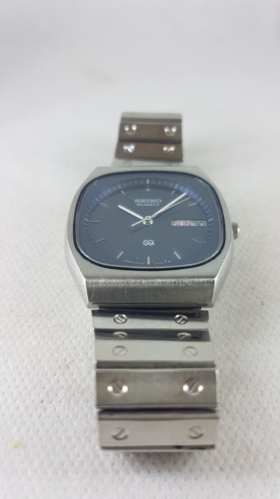 Seiko SQ Quartz 8223- 510A Arabic & English days. rare model