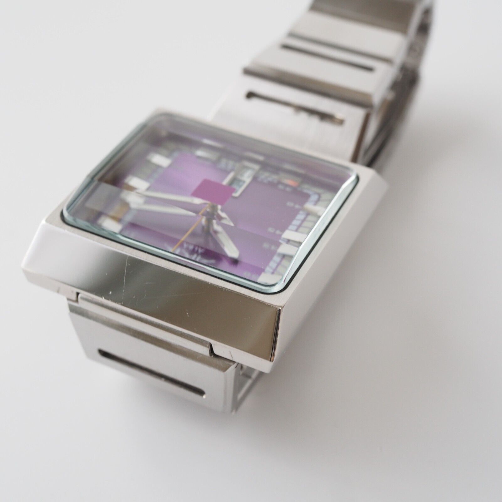 SEIKO ALBA AKA V733-5A40 Quartz Purple Dial 34 mm Square Vintage