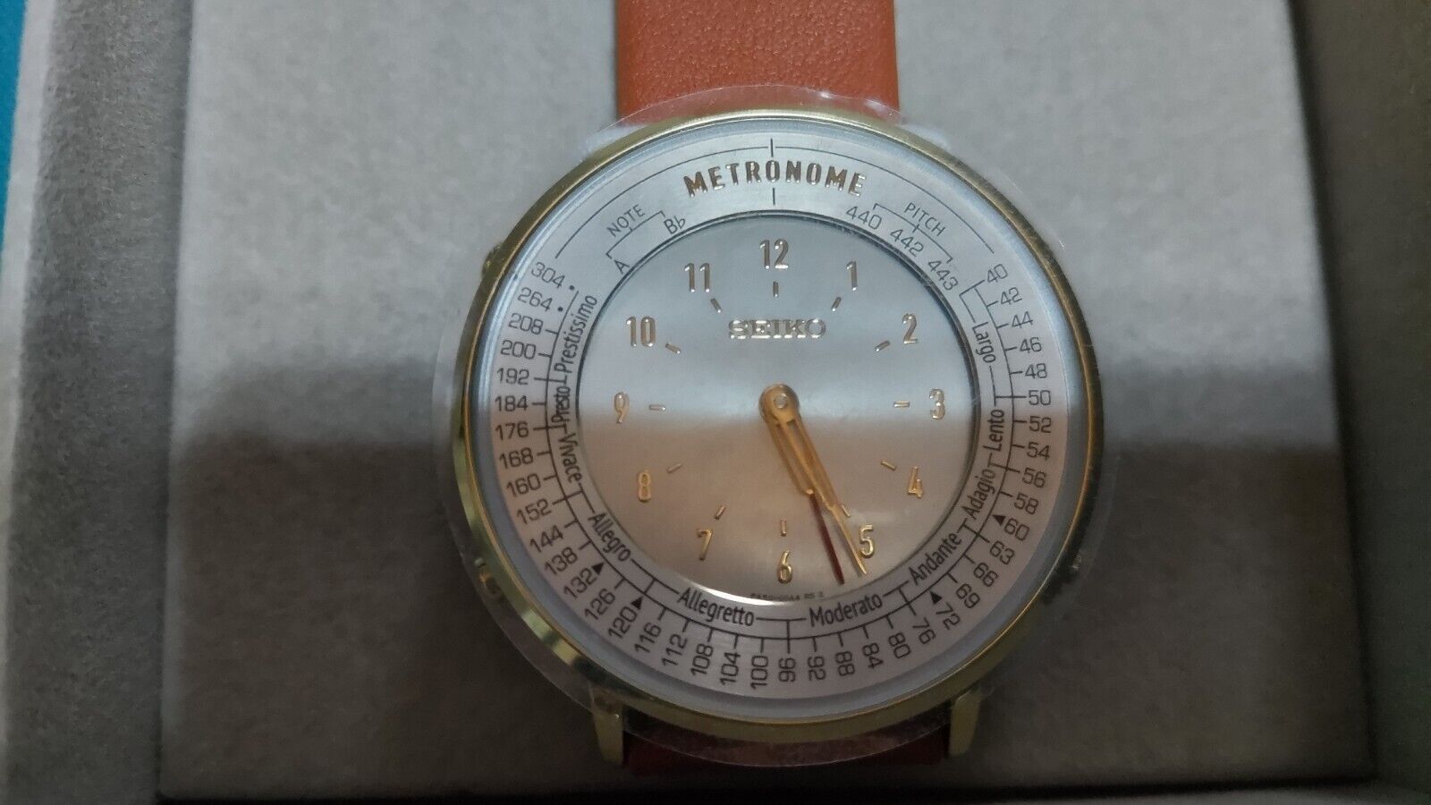 SEIKO SMW003A Metronome Watch Standard Line Color camel Battery