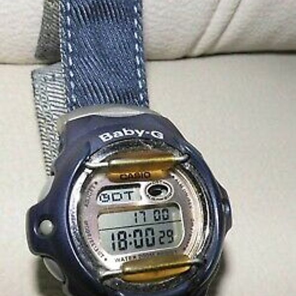 CASIO BABY-G BGR-210 (2288) Unisex Armbanduhr 200 M Water Resist Blau |  WatchCharts Marketplace