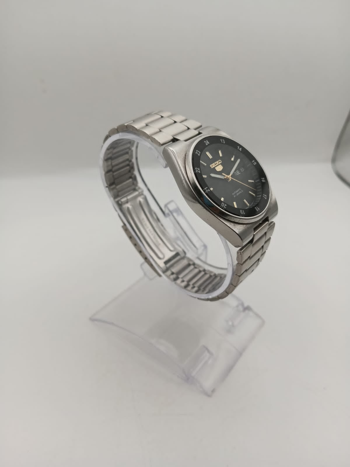 WTS] Seiko 5 7019-8281 A2 Automatic 21 Jewels Men's Japan Watch