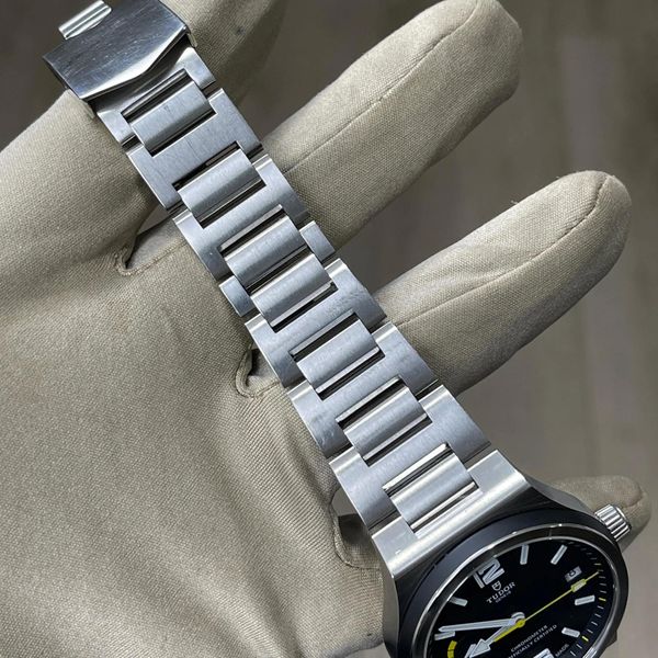 [WTS] Tudor North Flag 91210N-0001 Power Reserve Good Condition ...