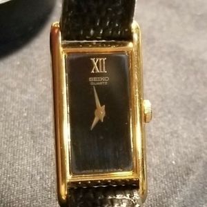 Ladies Seiko 2e20-6120 Wristwatch | WatchCharts