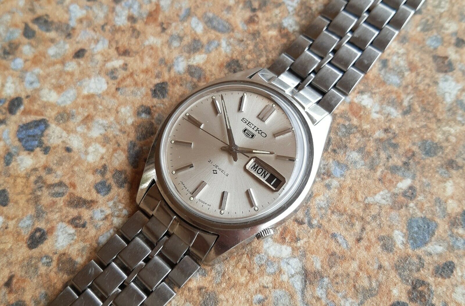 Vintage Seiko 5 21 Jewels Automatic 6119 7000 July 1967 JDM