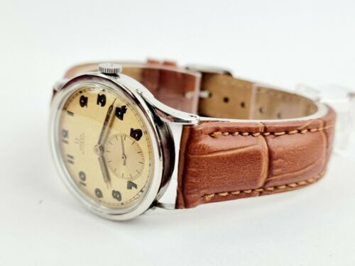 Superb 1945 Vintage Omega Bumper Automatic Ref.2478 Cal.30.10RA