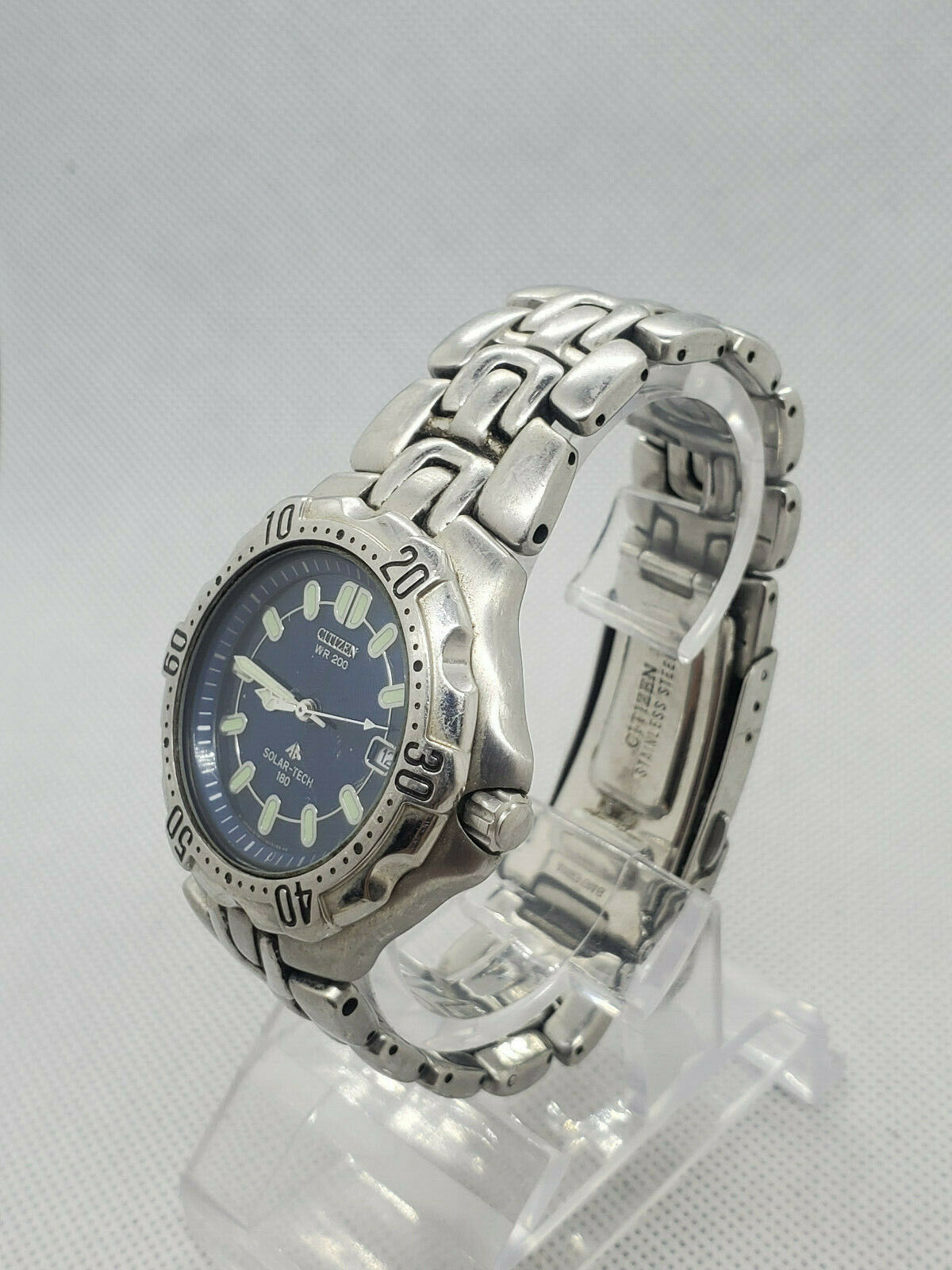 Vintage Citizen 7871-H10252 Men's Eco-Drive WR200 Solar-Tech 180