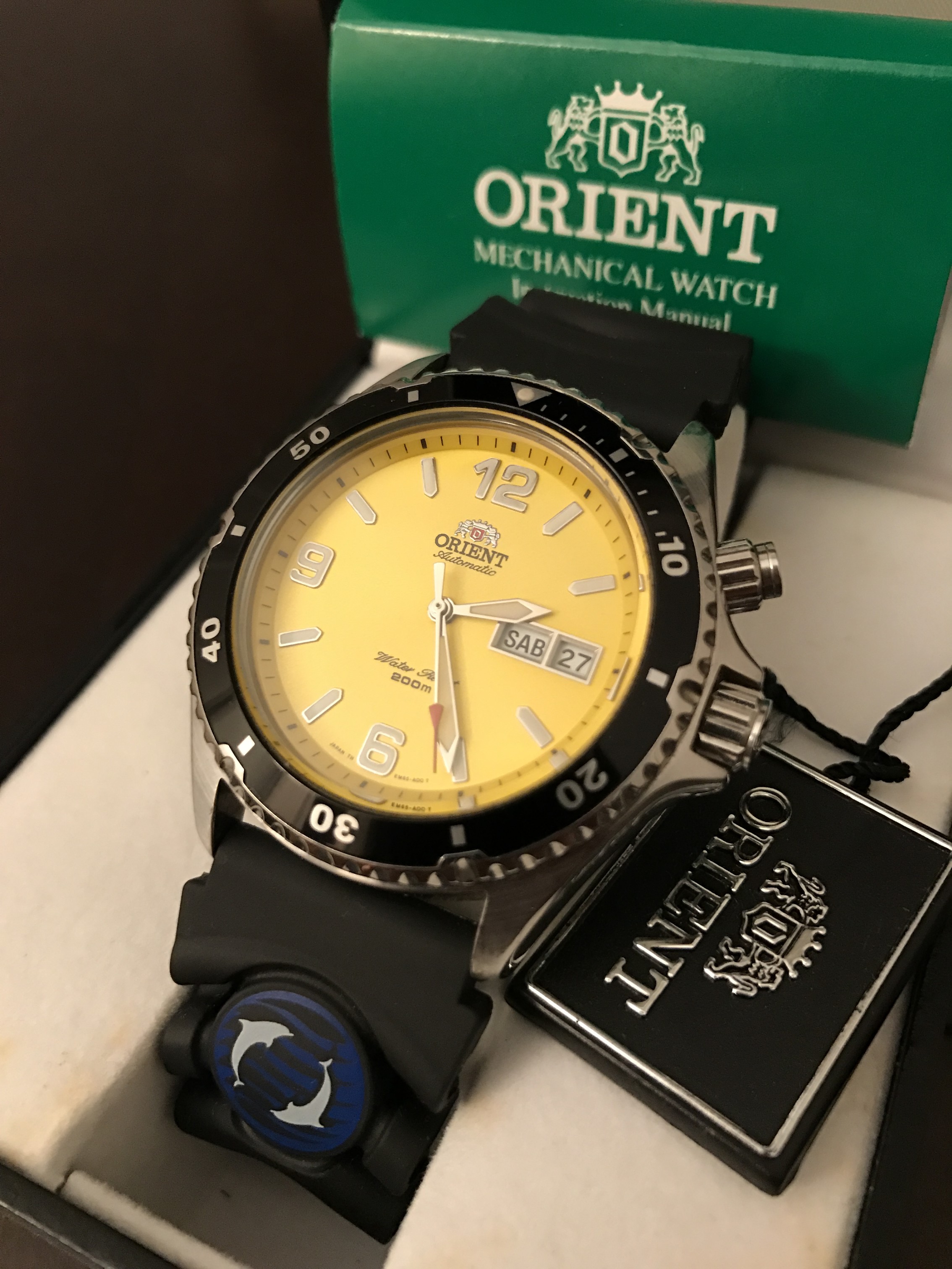 orient mako yellow