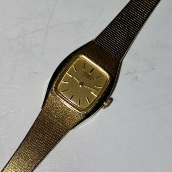Vintage Ladies' Seiko Quartz Watch 2C20-6450 Gold Tone 6 1/4 Inch New  Battery | WatchCharts