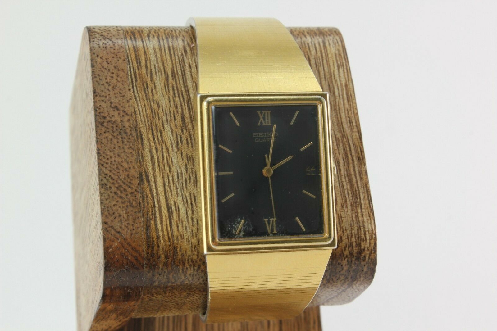 Vintage Seiko 5P32-5239 Mens Gold Tone Rectangle Quartz Watch NOT WORKING!  FS! | WatchCharts