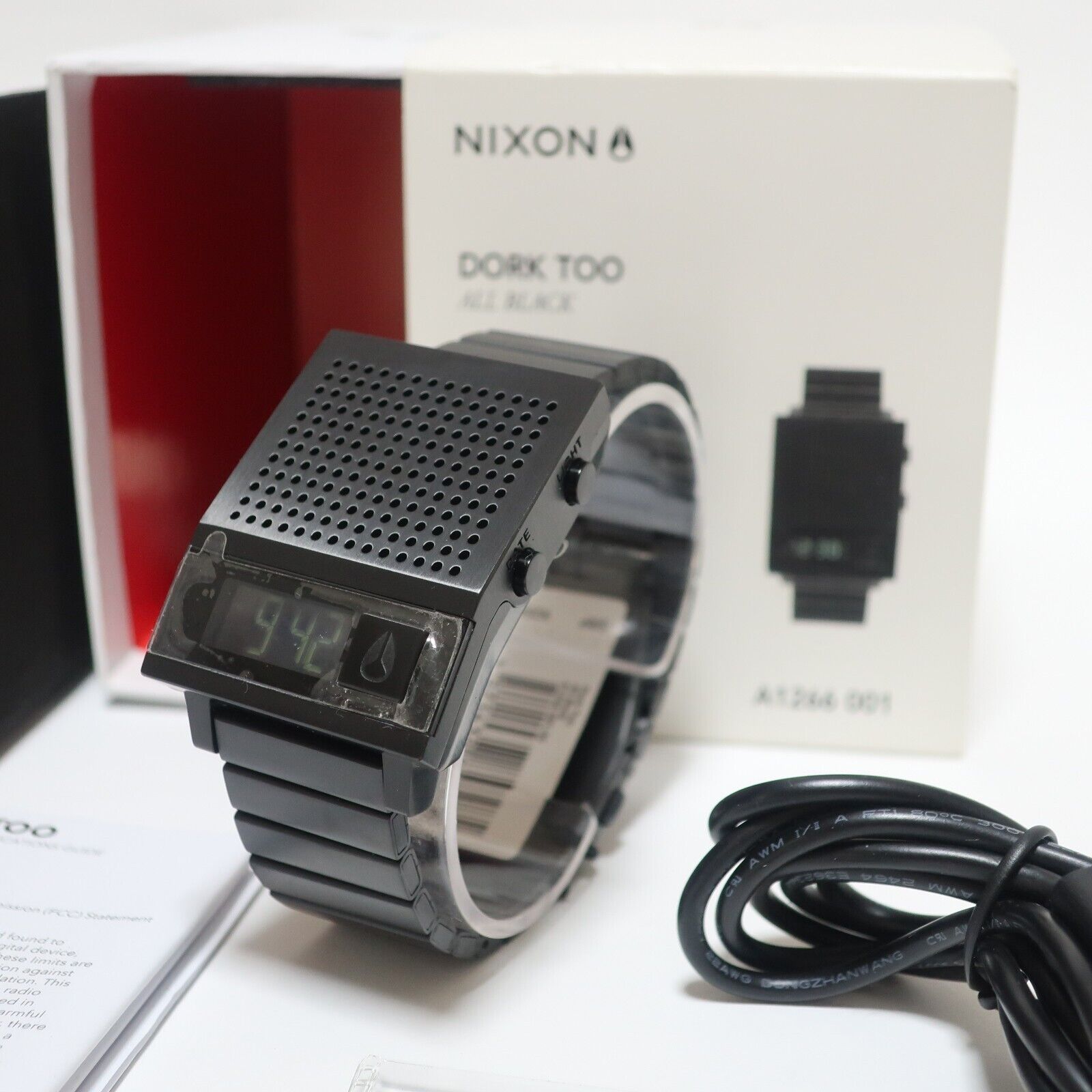 Nixon a1266 hot sale