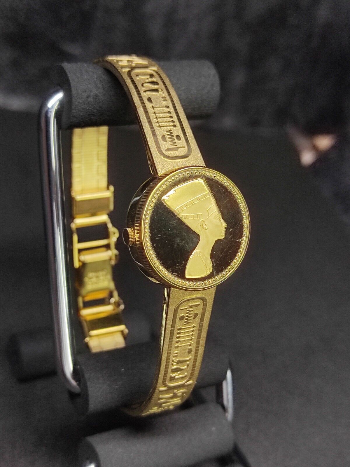 Mint condition Vintage Seiko 1E20-0A20 Ladies Watch Golden