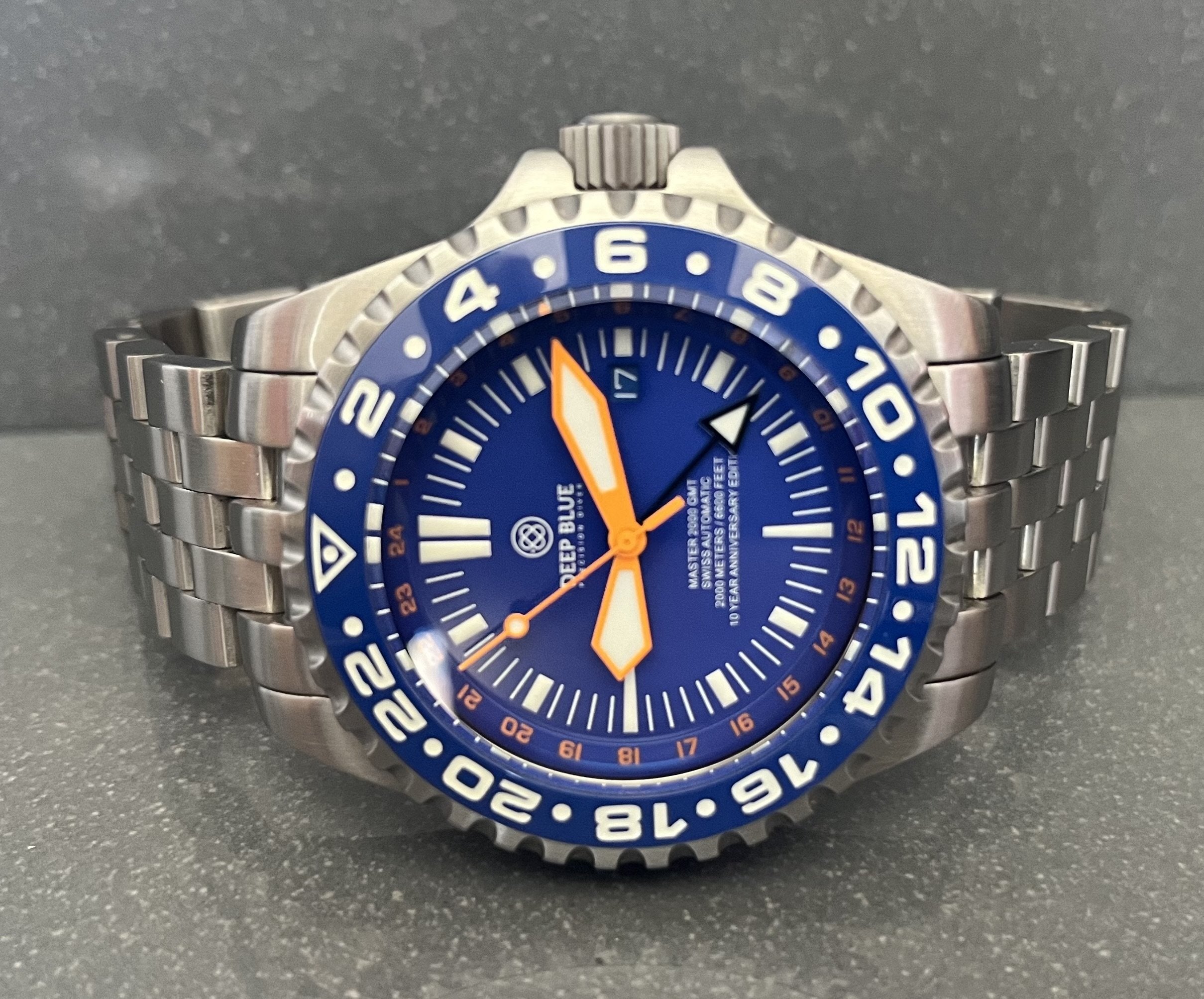 Deep blue master 2000 gmt hotsell