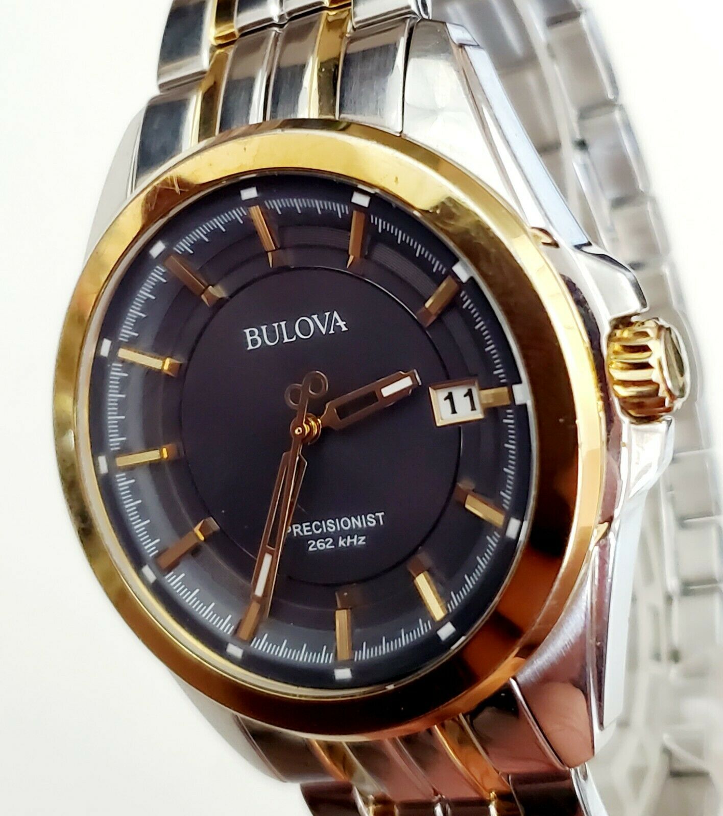 Bulova clearance precisionist 98b273